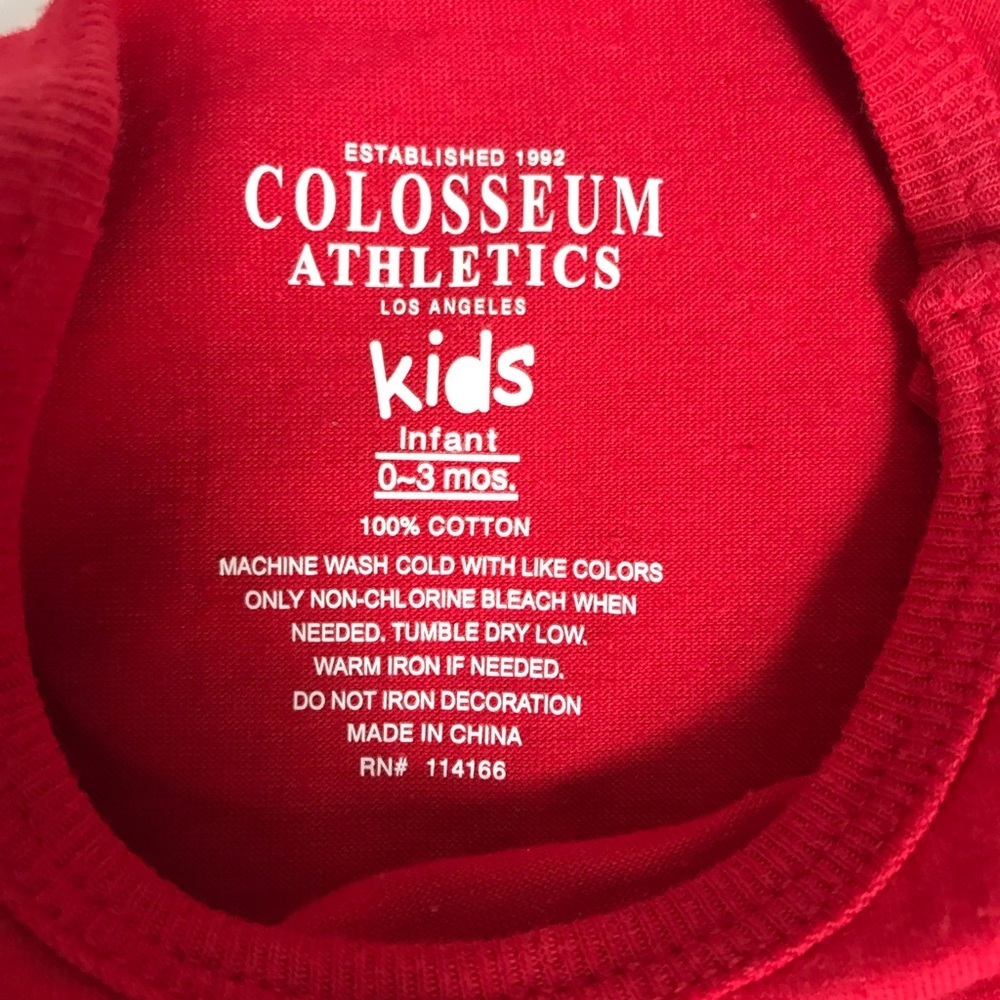 NWT Infant Wisconsin Badgers Silver Star Onesie - Picture 2 of 8